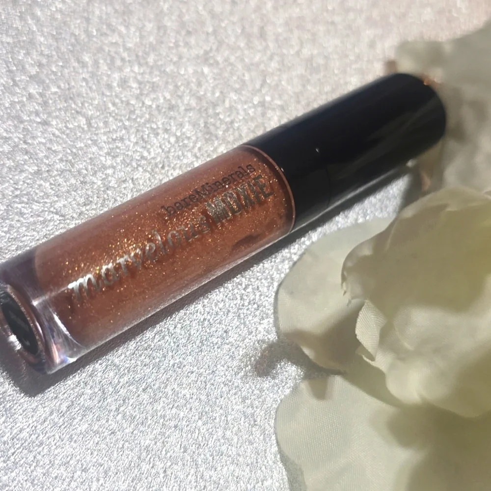 ❇️🧚♀️DREAMER BareMinerals MINI DISCONTINUED Lipgloss NWOBOX